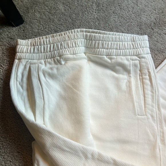 Ladies MONCLER white jogger pants. AUTHENTIC - Picture 5 of 8